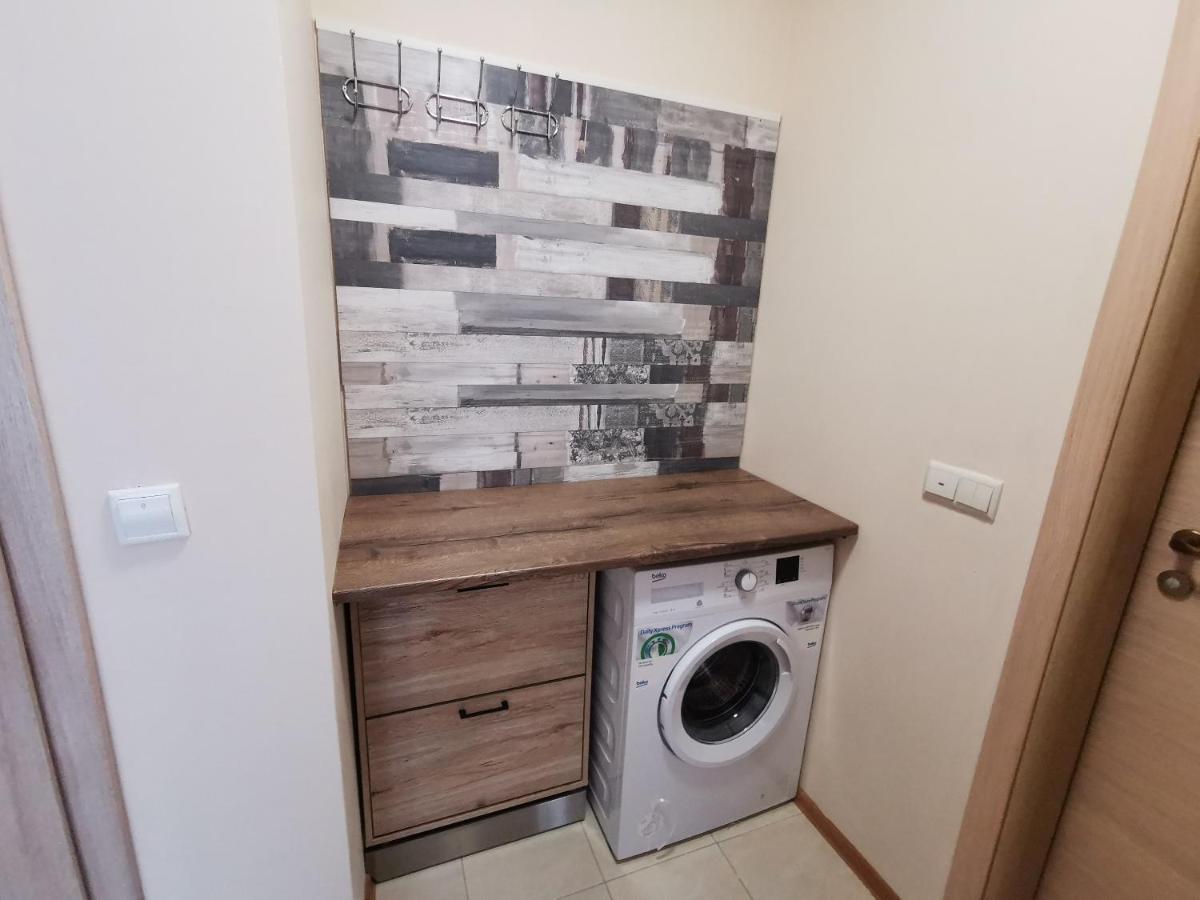 Къмпинг Градина - Апартамент С Две Спални В К-С Черноморска Звезда Appartement Chernomorets Buitenkant foto
