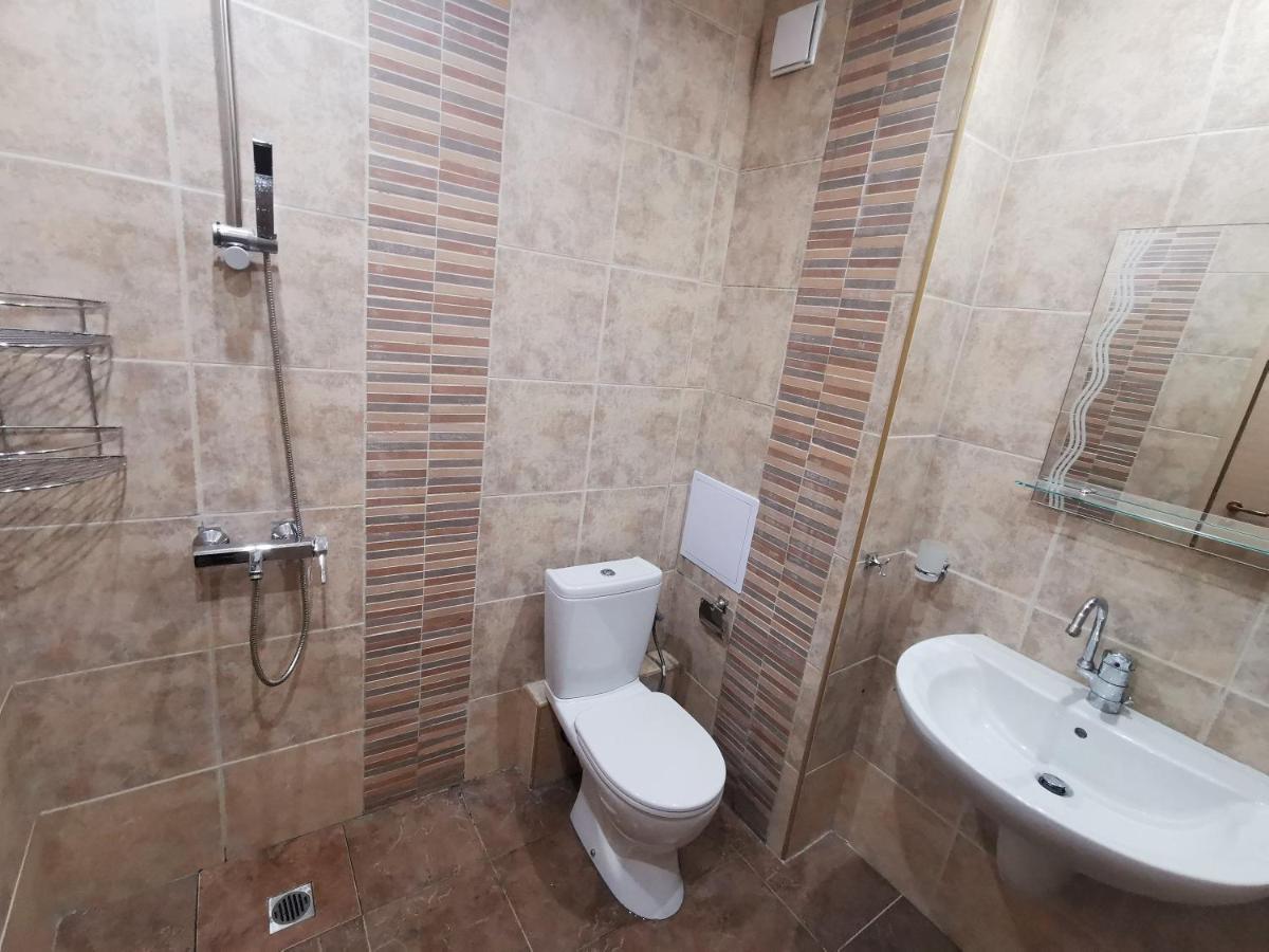Къмпинг Градина - Апартамент С Две Спални В К-С Черноморска Звезда Appartement Chernomorets Buitenkant foto